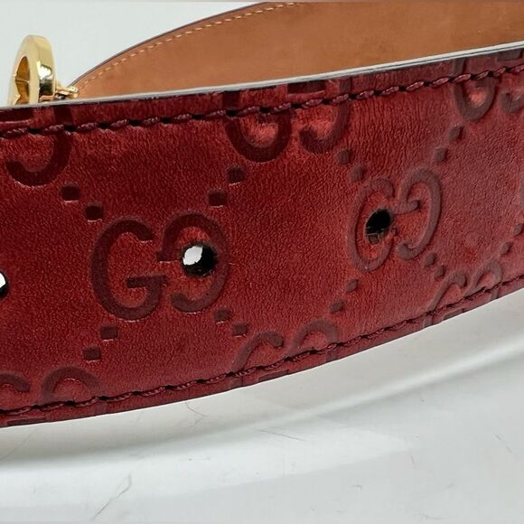 Gucci Guccisima Red Interlocking G Heart Gold Buckle Embossed Leather Belt  34 - Picture 5 of 6